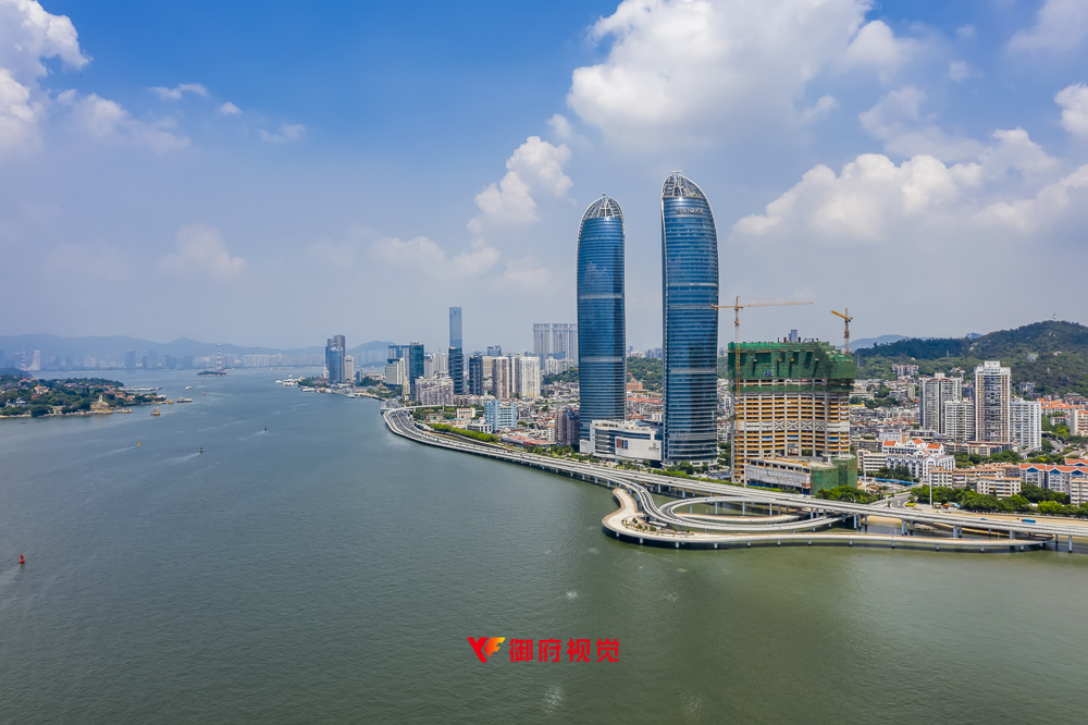 厦门地标建筑,厦门世茂海峡大厦,航拍建筑摄影